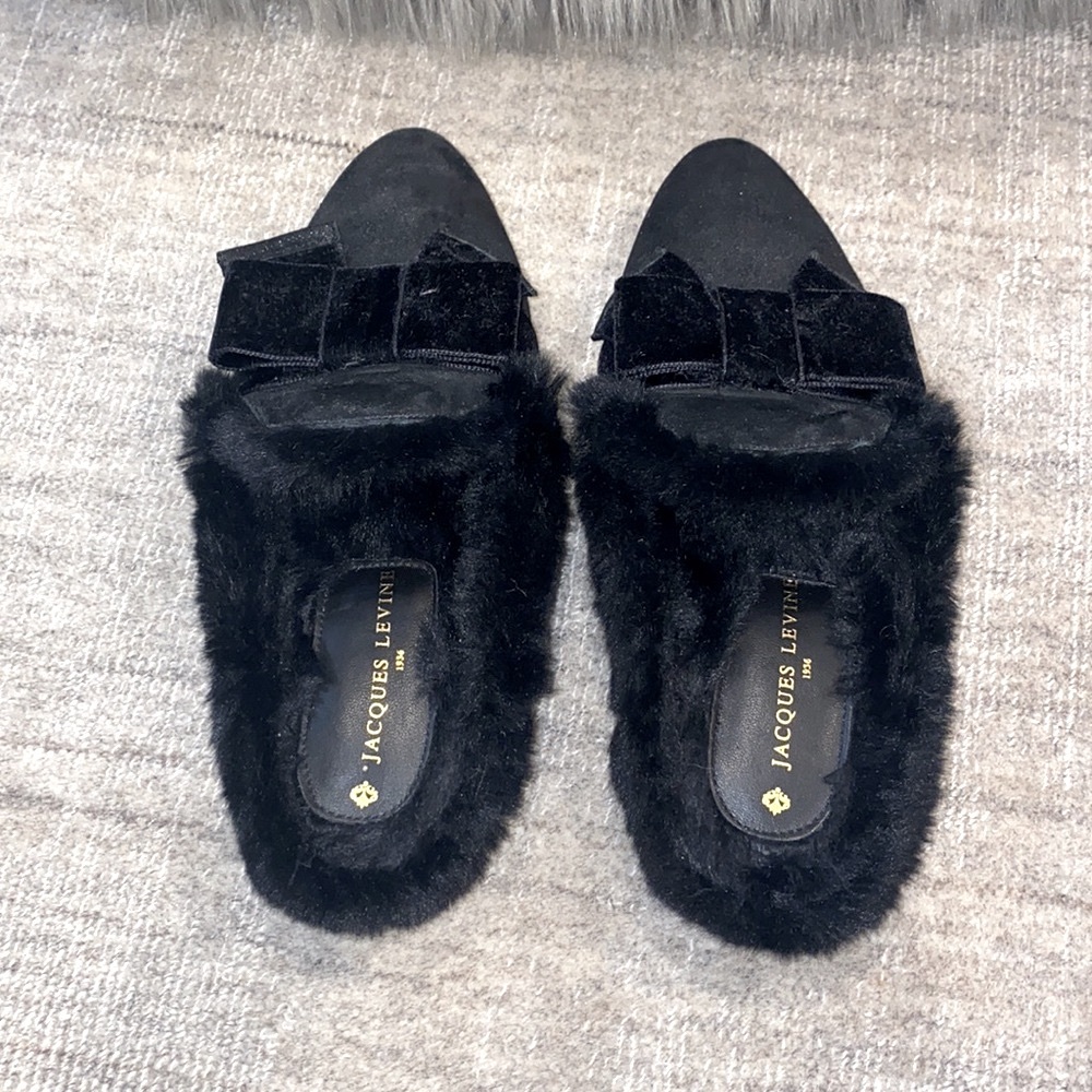 Jacques Levine Suede / leather Fur Slippers. Excellent condition worn 1x.